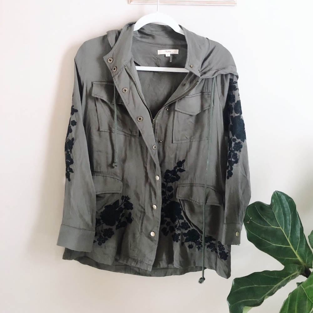 Andree By Unit Gray Embroidered Jacket Cargo Style